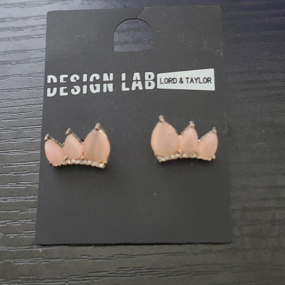 💜3 for 25 Design Lab Lord & Taylor stud earrings - Picture 2 of 3